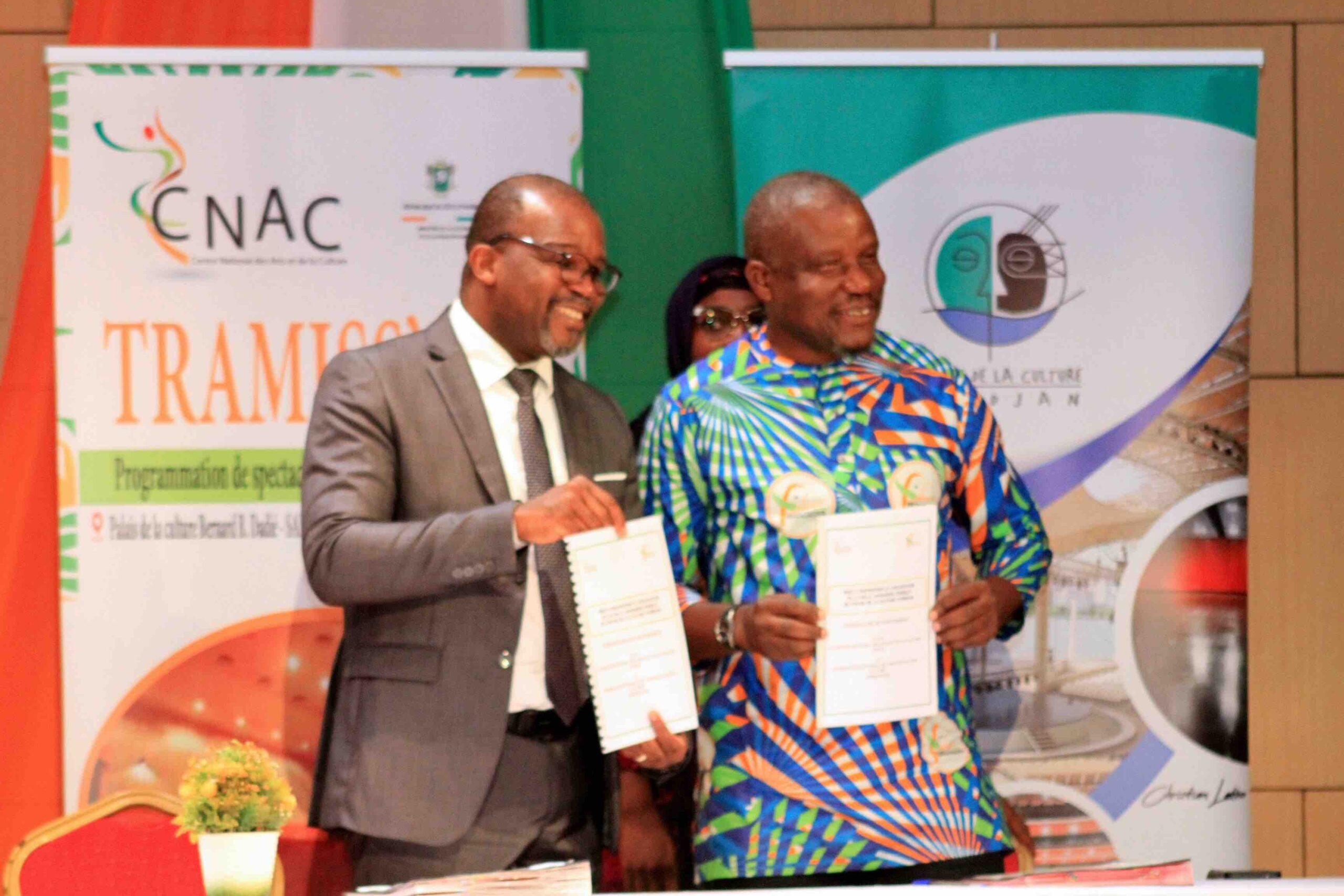 Abidjan, Palais de la culture de Treichville : la salle NIANGORAN PORQUET, pour redonner un nouveau souffle  aux arts-vivants, en Côte d’Ivoire.